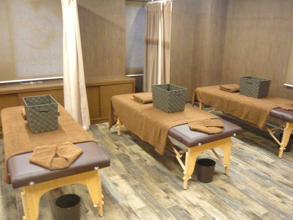 キュアリラ接骨院の施術室