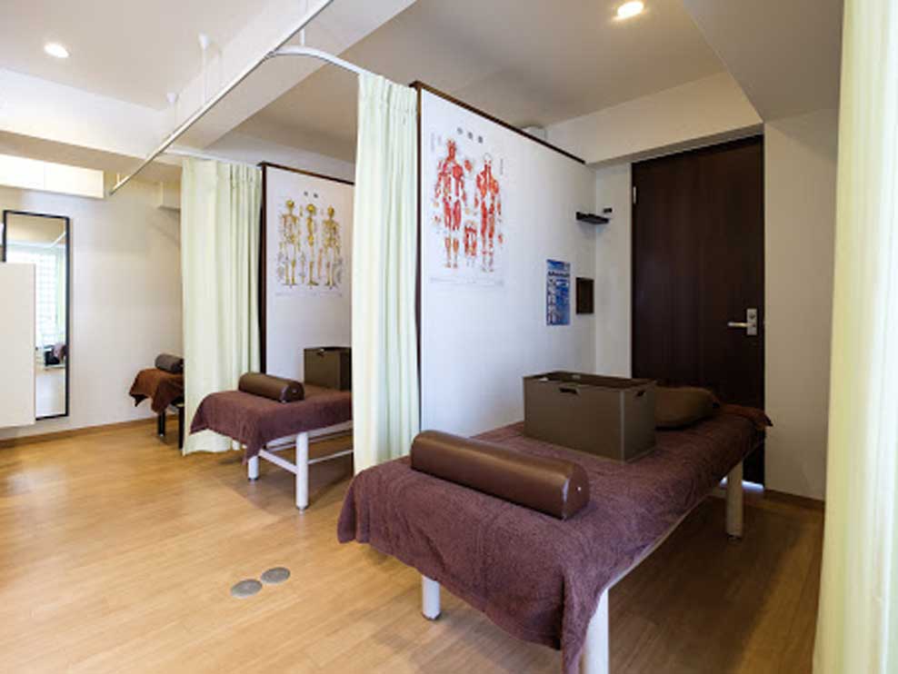 フルケア鍼灸整骨院