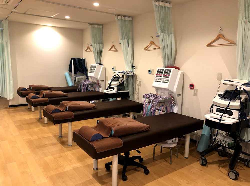 はとり接骨院の施術スペース