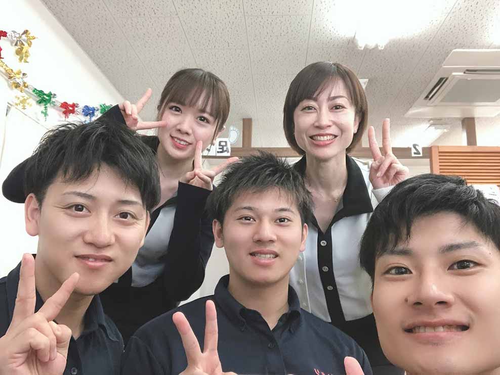 整骨院庵 国分院のスタッフ