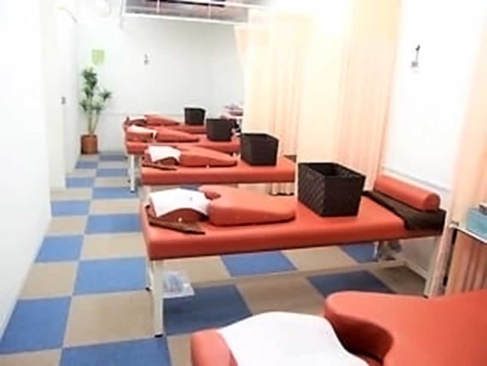 にじいろ鍼灸整骨院三和稲城院 稲城市 稲城駅 ギャラリー2