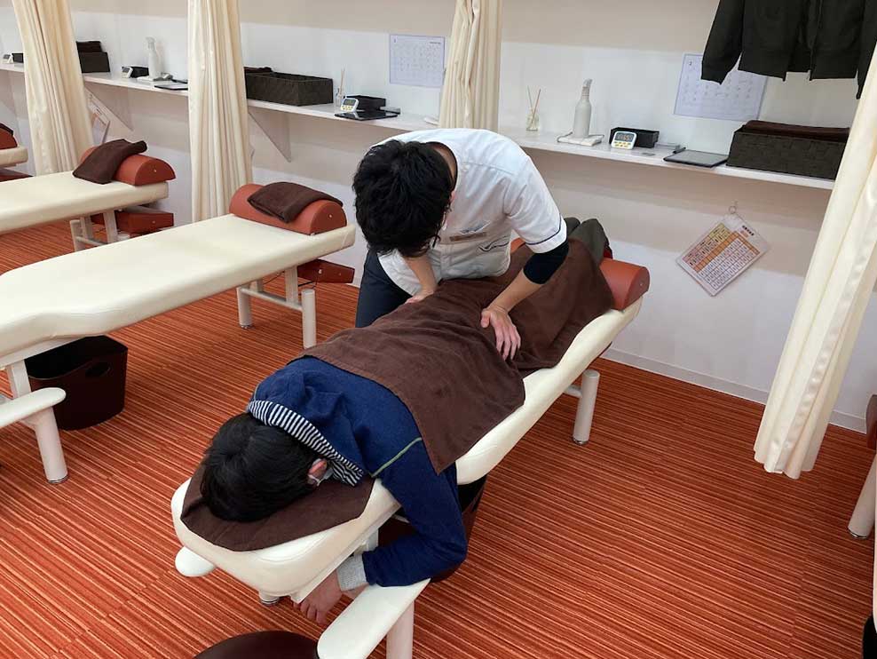 ぷらす鍼灸整骨院 ビエラJR塚口院 尼崎市 JR塚口駅 ギャラリー2