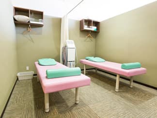 あいらぼ整骨院 鷺沼の施術スペース