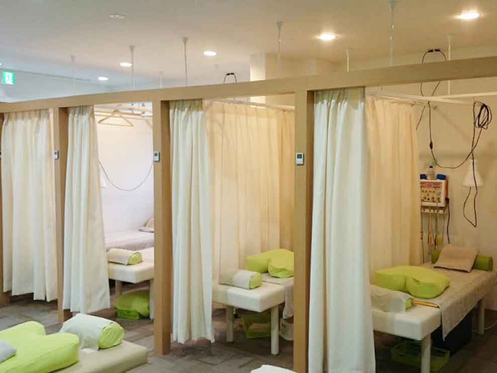 富沢駅前整骨院の施術室